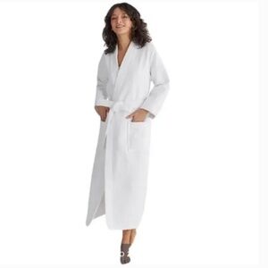 The Company Store Legends Hotel Women’s Waffle Robe in White